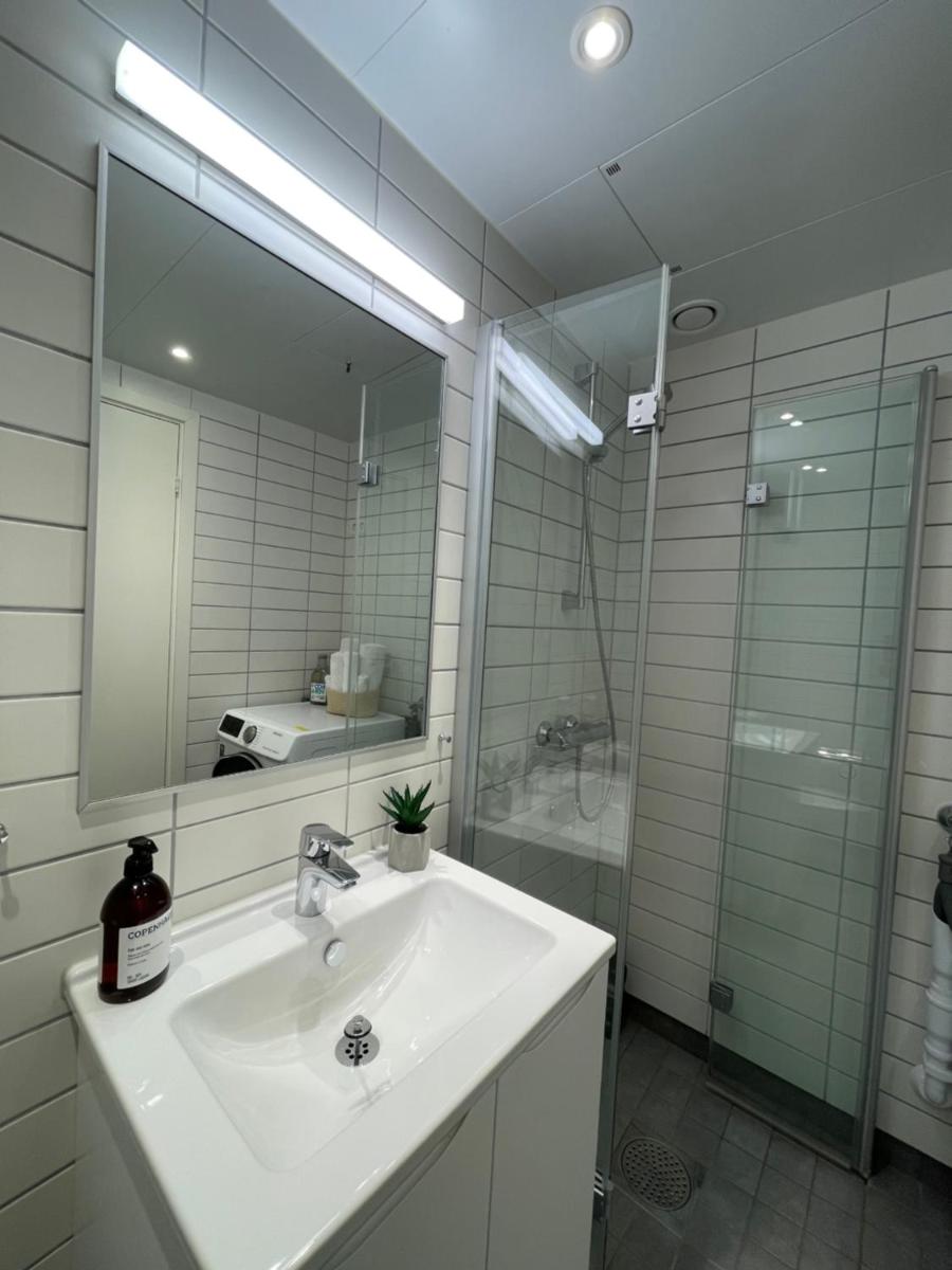 Newer apartment, with all you needs! 25 minutes to Oslo City or OSL Airport! - Housity