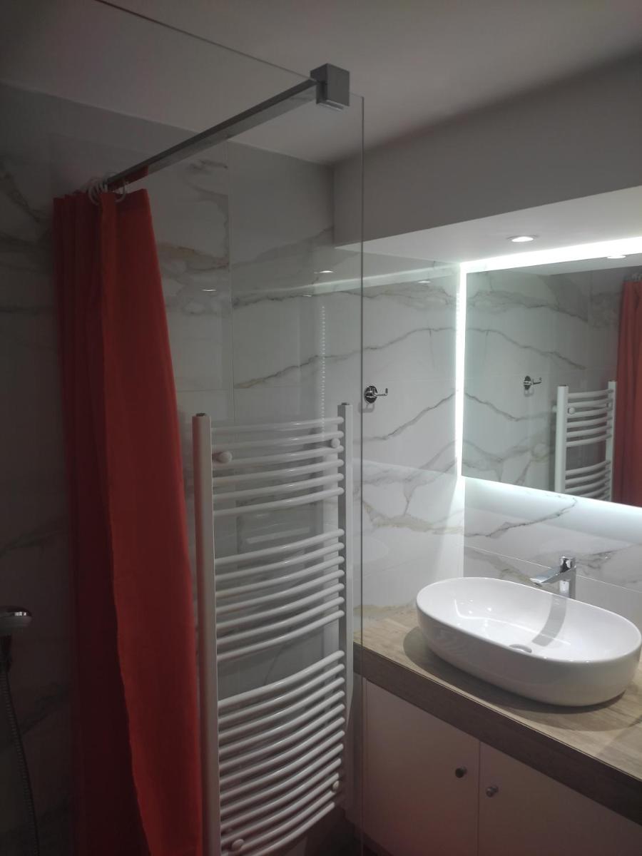 Feel Like Home - Housity