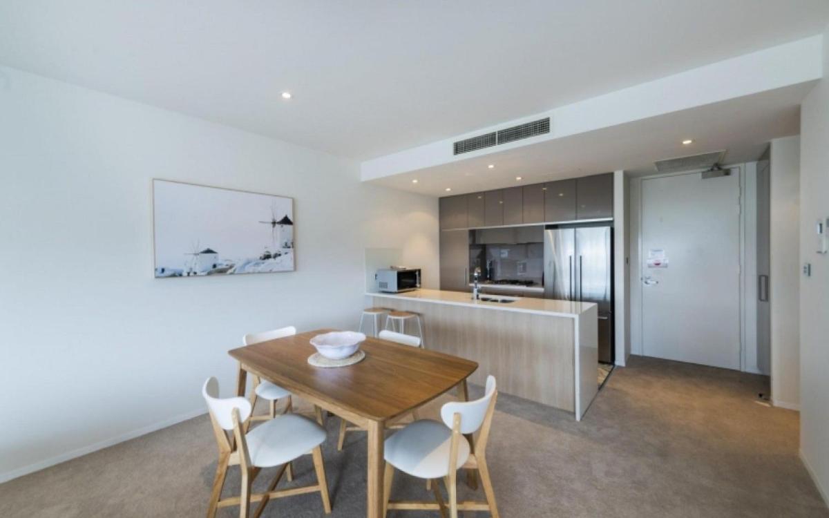 Suitetrails - Lakefront Apartments Kingston ACT