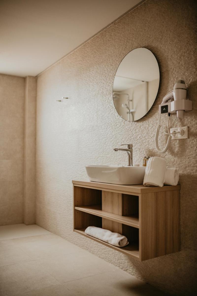 Cama o camas de una habitación en Portomar Apartments - 4-Star Superior Hotel