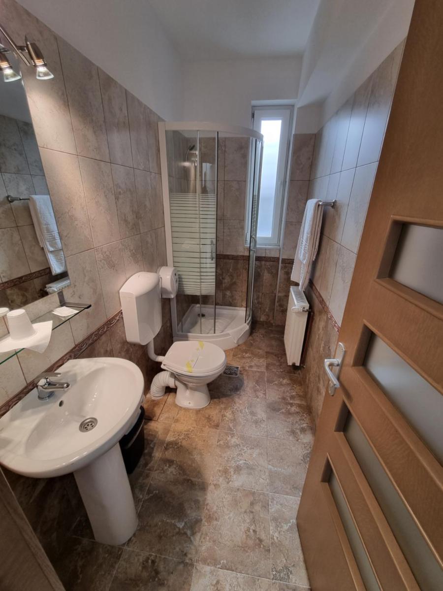 Motel Via Targu Mures - Housity