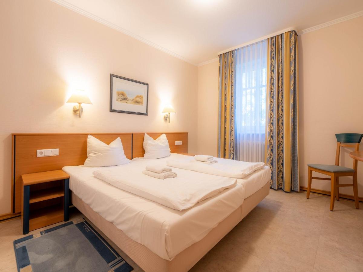 Dünenpark Binz - Komfort Ferienwohnung mit 1 Schlafzimmer und Balkon im Obergeschoss 225 - Housity