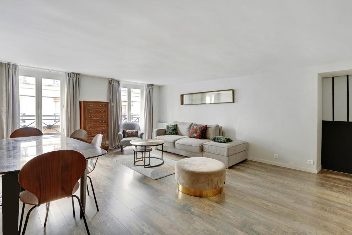 Apartment in Rue Mandar - Housity
