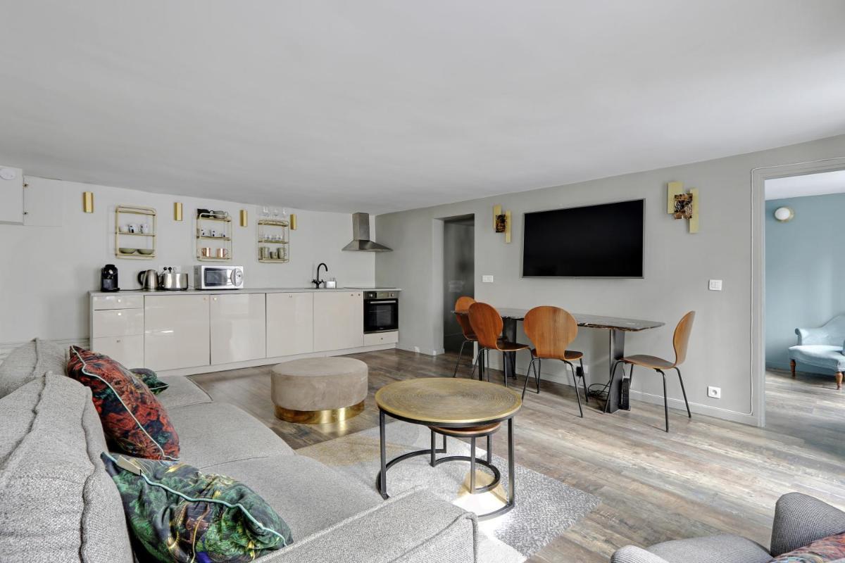 Apartment in Rue Mandar - Housity