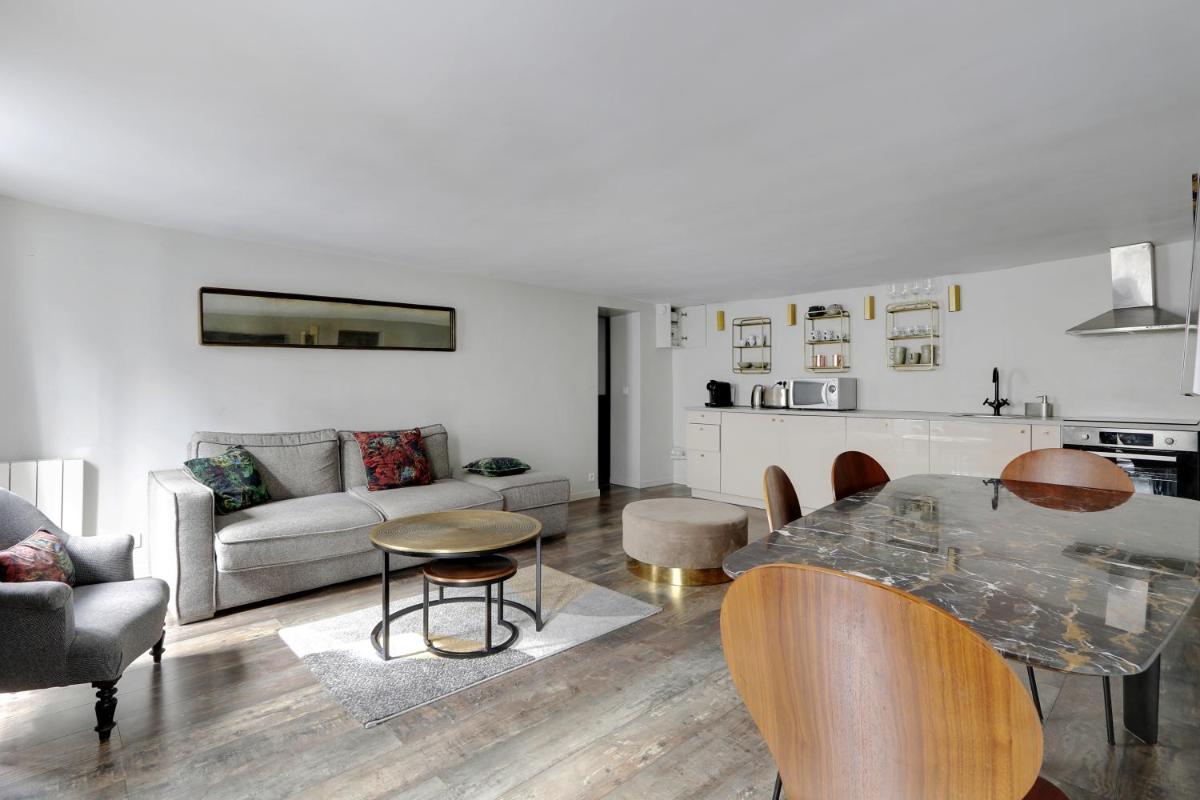 Apartment in Rue Mandar - Housity