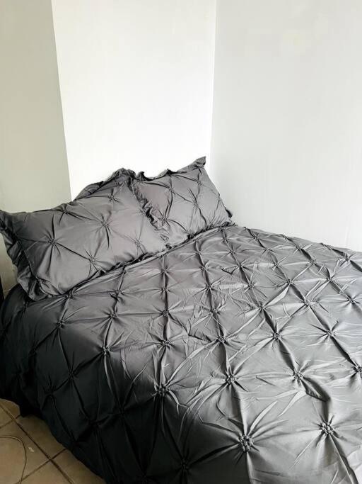 Suitetrails - 2 bedroom Queens near AirTrain, JFK, LGA 646-667-6696