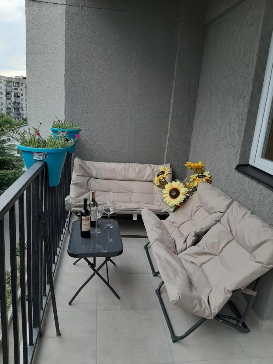 Two-Bedroom Apartment in Tbilisi - Housity