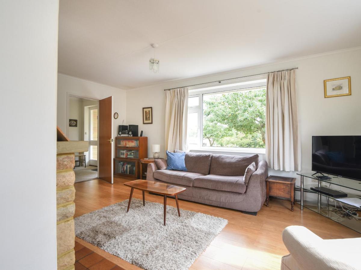Hollycombe Cottage - Housity