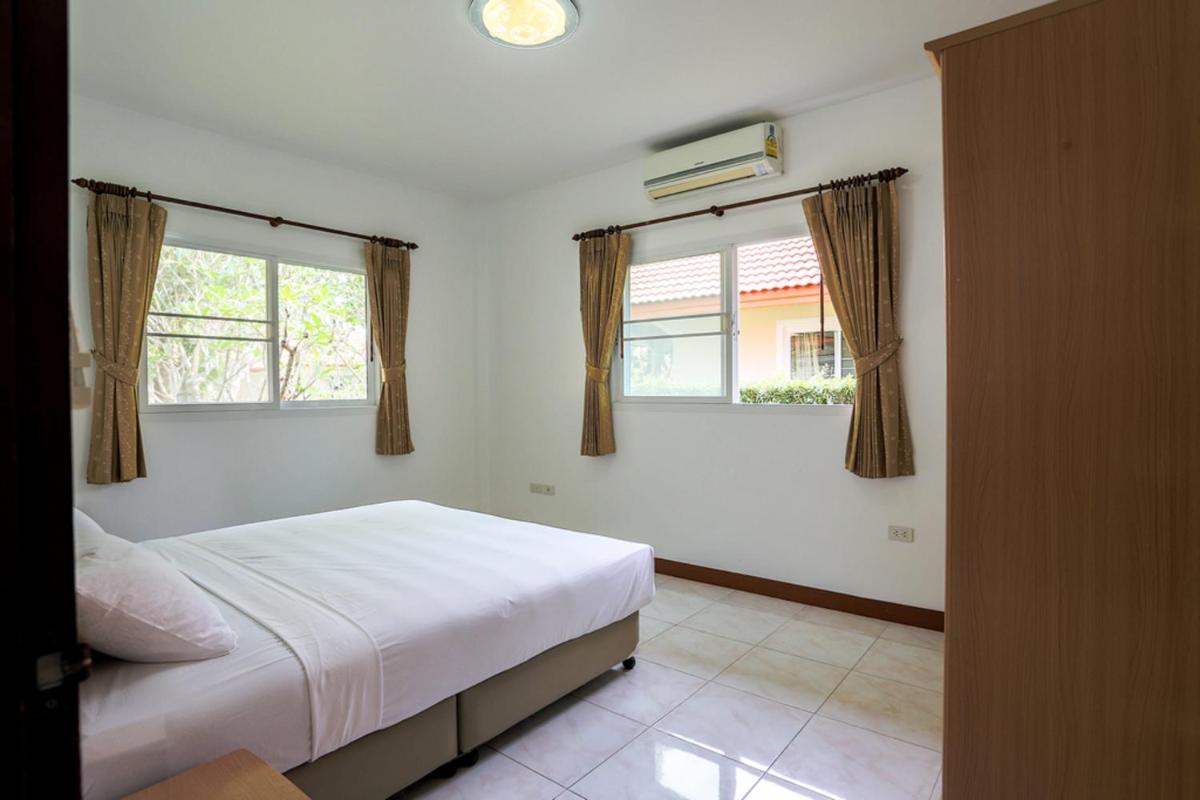 Lovely house with access to large swimming pool and near Chalong Pier - Housity
