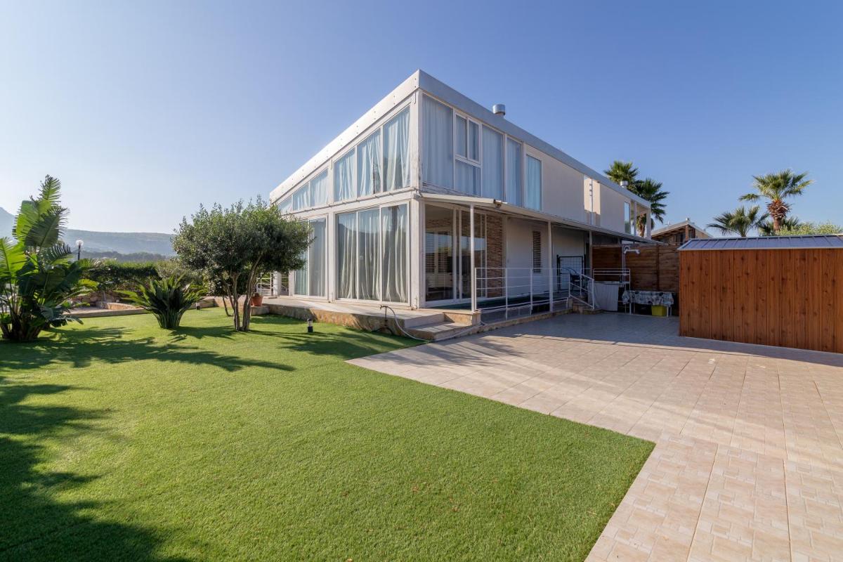 Villa Alyssa - Housity