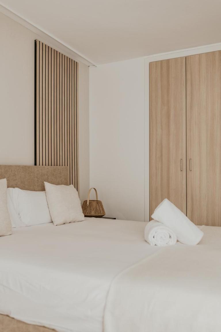 Cama o camas de una habitación en Portomar Apartments - 4-Star Superior Hotel
