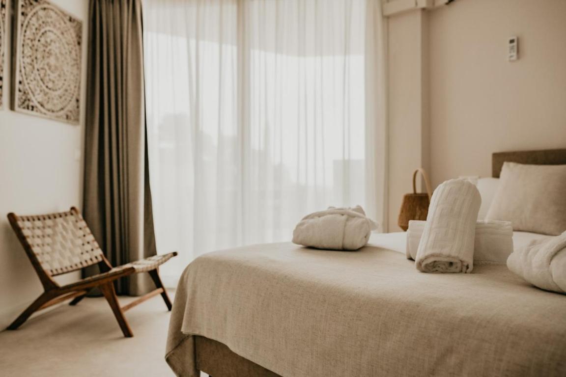 Cama o camas de una habitación en Portomar Apartments - 4-Star Superior Hotel