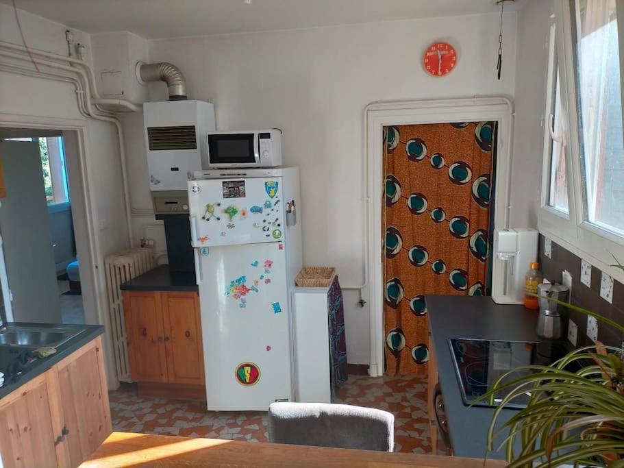Petite maison très paisible avec jardin à Cournon - Puy de Dôme ! - Housity