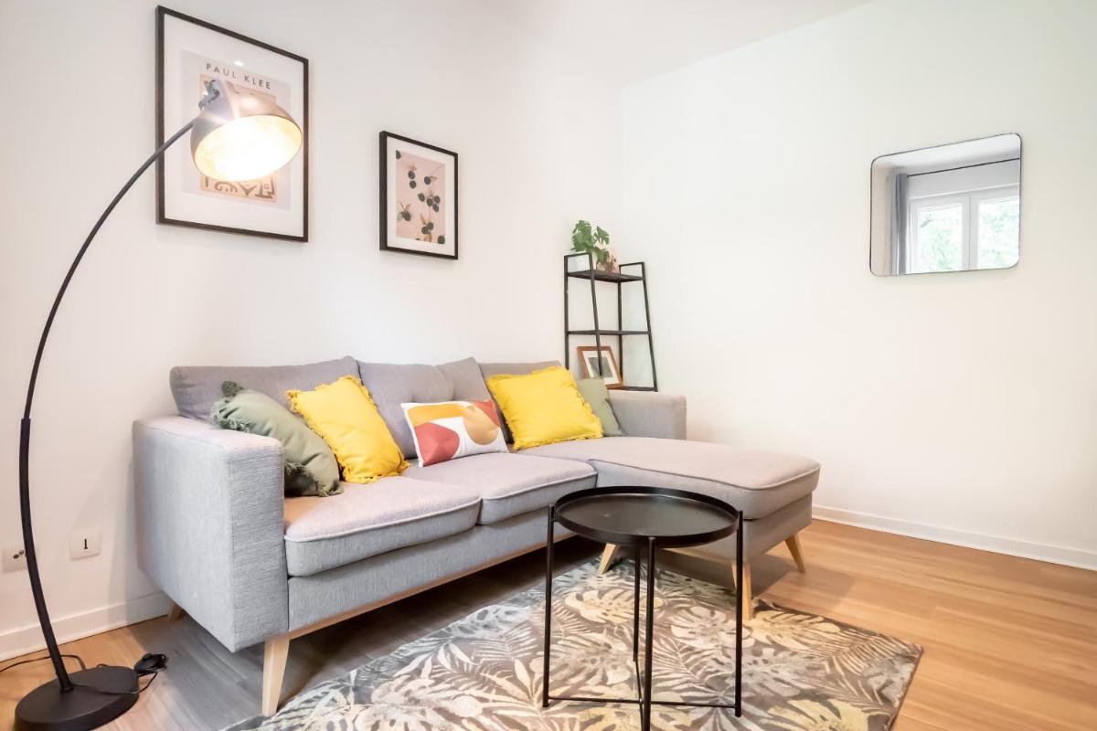 GuestReady - Retro Chic in Central Nancy - Housity