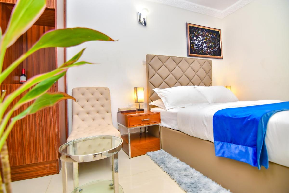 Suitetrails - The Hallmark Hub, Hotel & Apartments