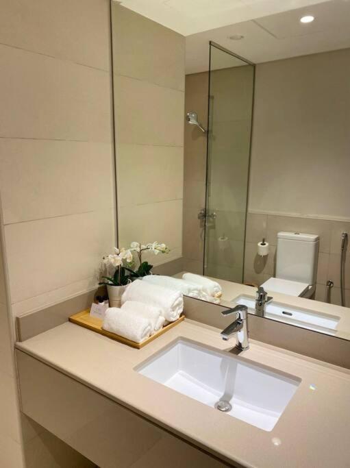 Moroccan-Inspired 1-bedroom apartment in Yas Island - Hizvo
