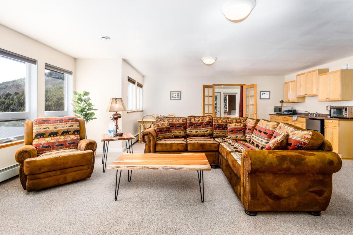 2 Glacier View - Housity