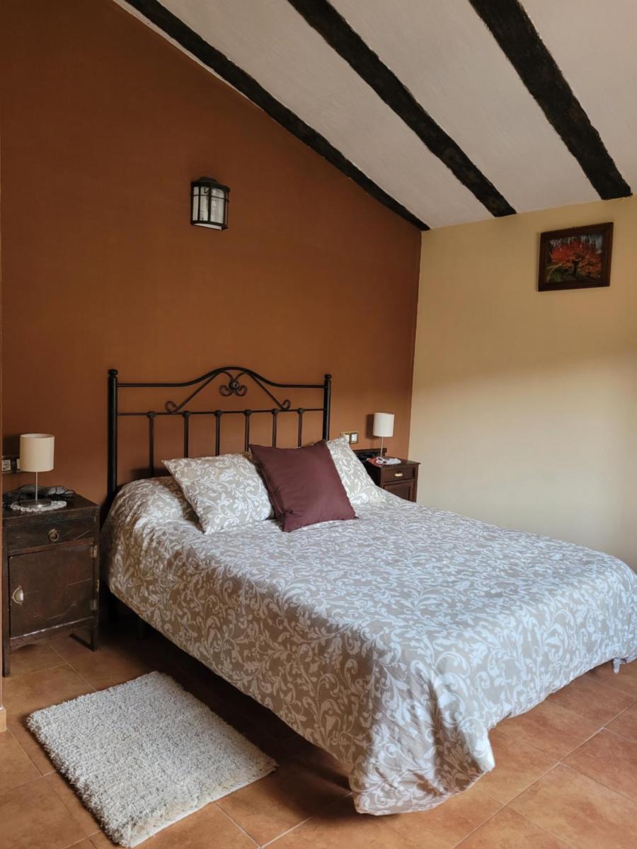 Casas Rurales El Cerro y El Cerezo - Housity