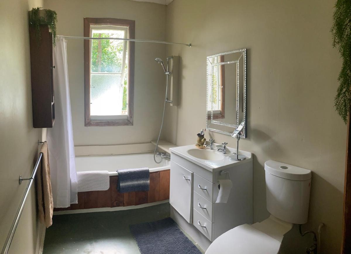 Okato Homestay - Housity