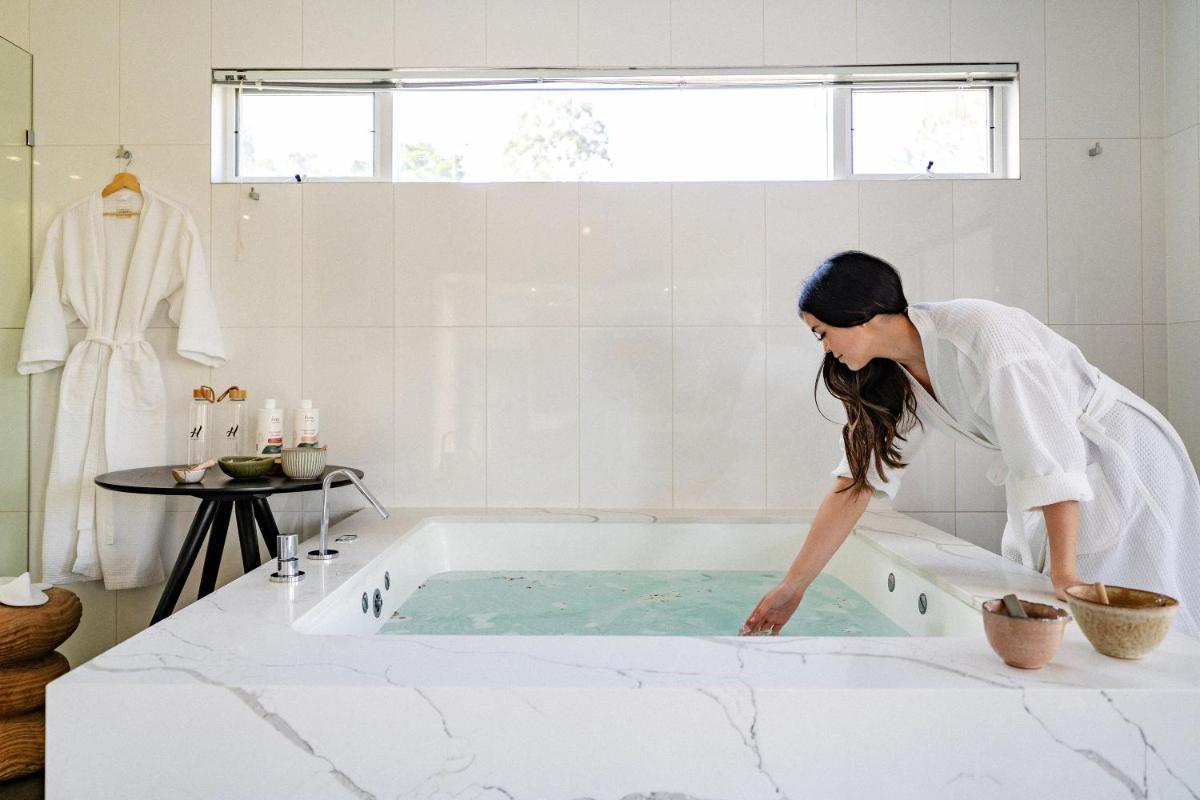 Hepburn Spa Retreat - Housity