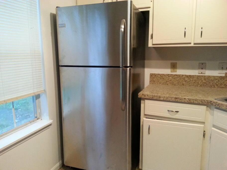Tallahassee Gem: Cozy & Convenient - Housity