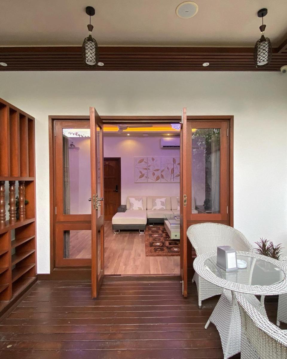 Isle Royal Inn - Housity