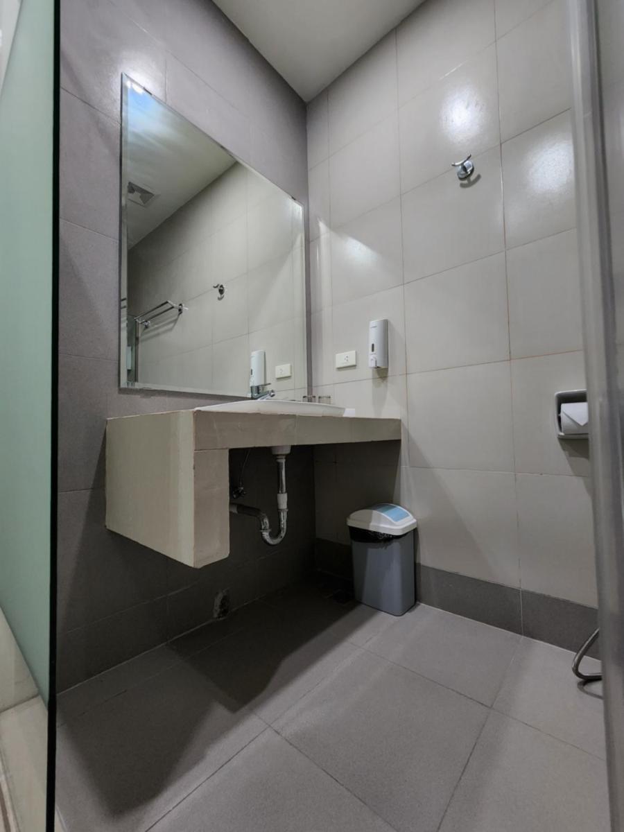 Benrose Hotel - Housity
