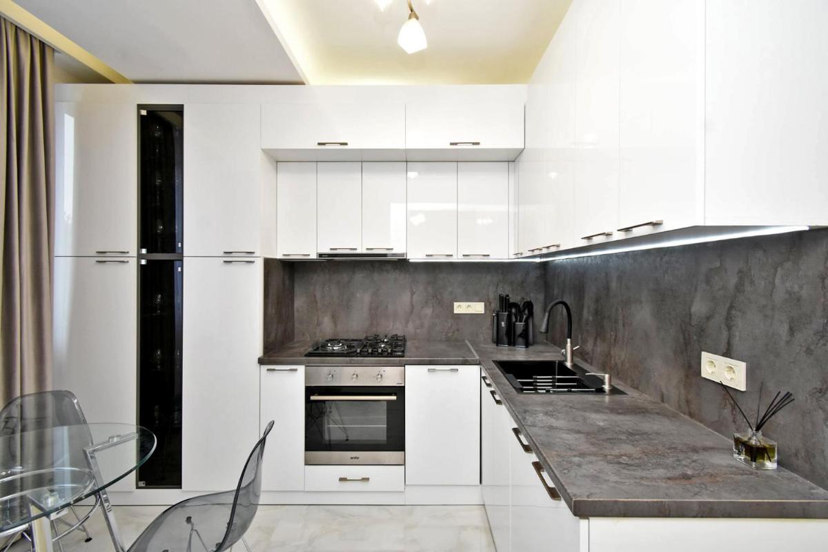 Apart House in centr Koghbaci strit - Housity