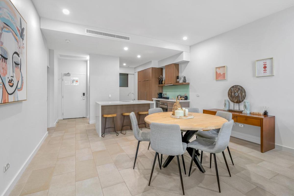 Elysium Private Apartments Triton by the Sea - Housity
