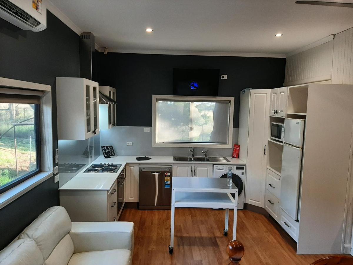Maple Leaf Cottage - Housity