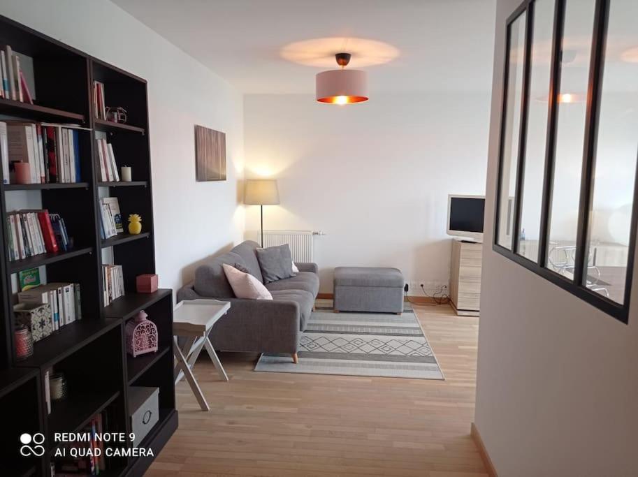 Superbe appartement avec balcon filant - Housity