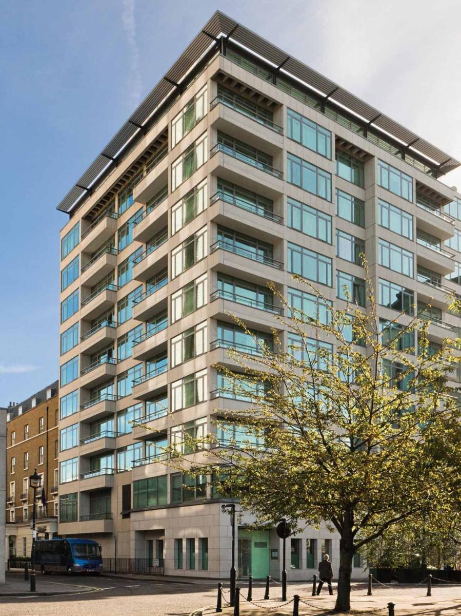 COMO Metropolitan London - Housity