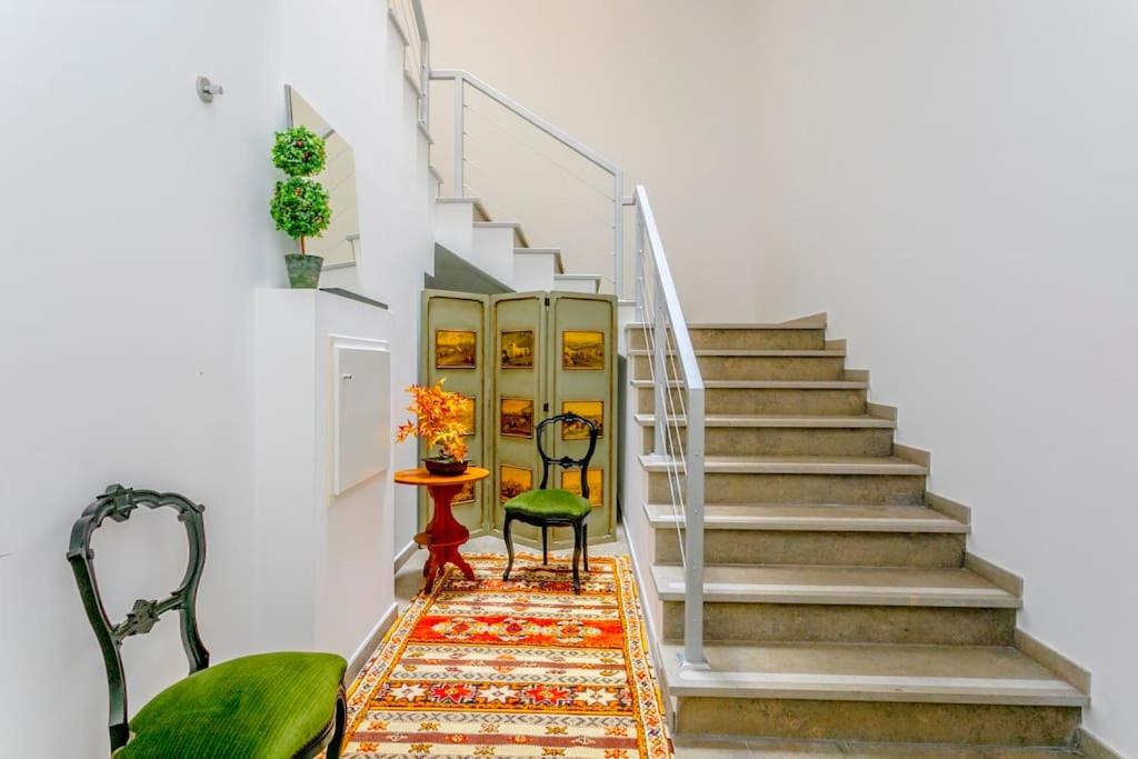 BRANDNEW Designer's 2-bed Apartment Lisbon 1011D - Housity