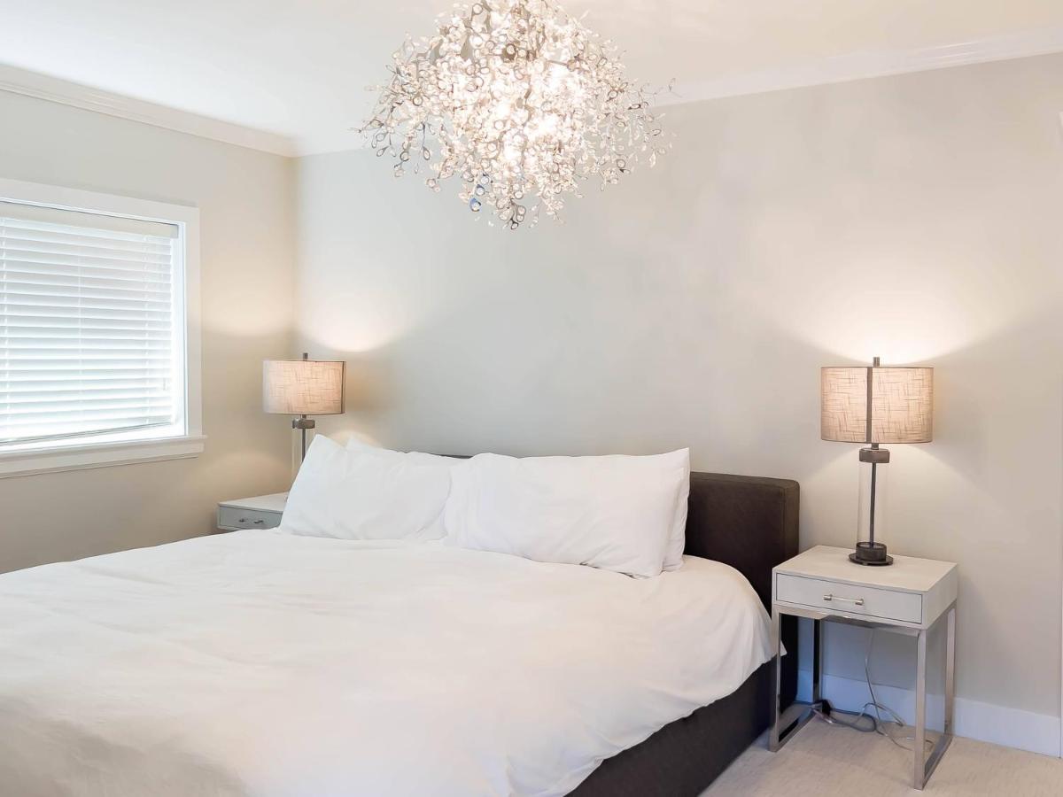 Quiet home with luxurious Master Suite - Housity