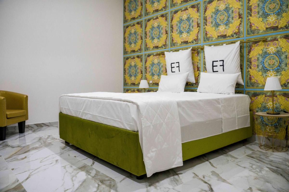EF Luxury Living - Housity