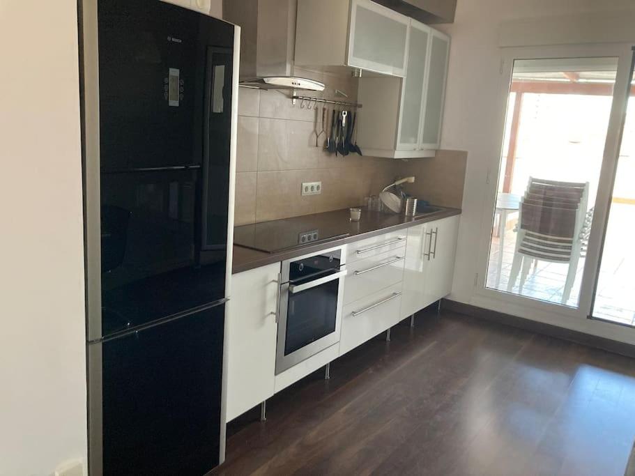 Precioso apartamento con terraza - Housity