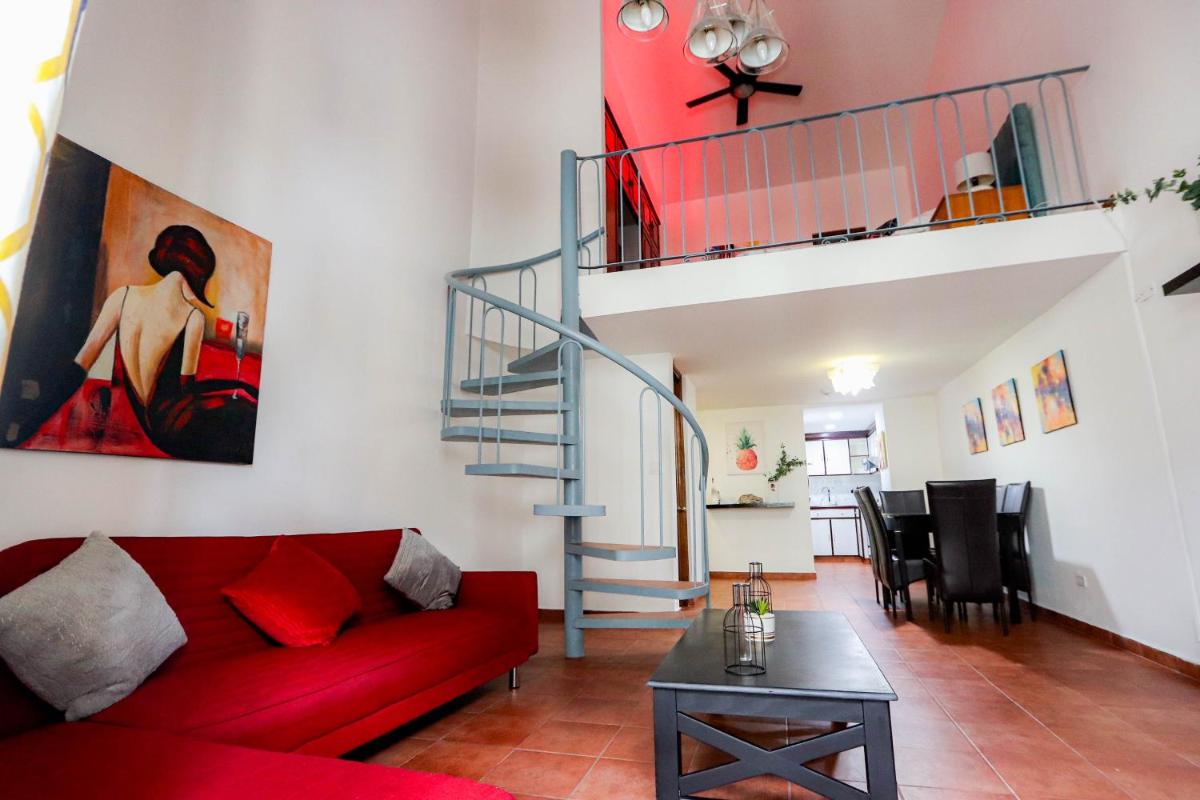 Best Location apartment in Casco Viejo Plaza Catedral 201 - Housity