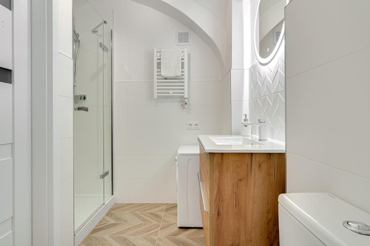 Apartament na parterze 40 m od rynku - Housity