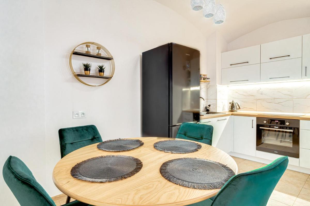 Apartament na parterze 40 m od rynku - Housity