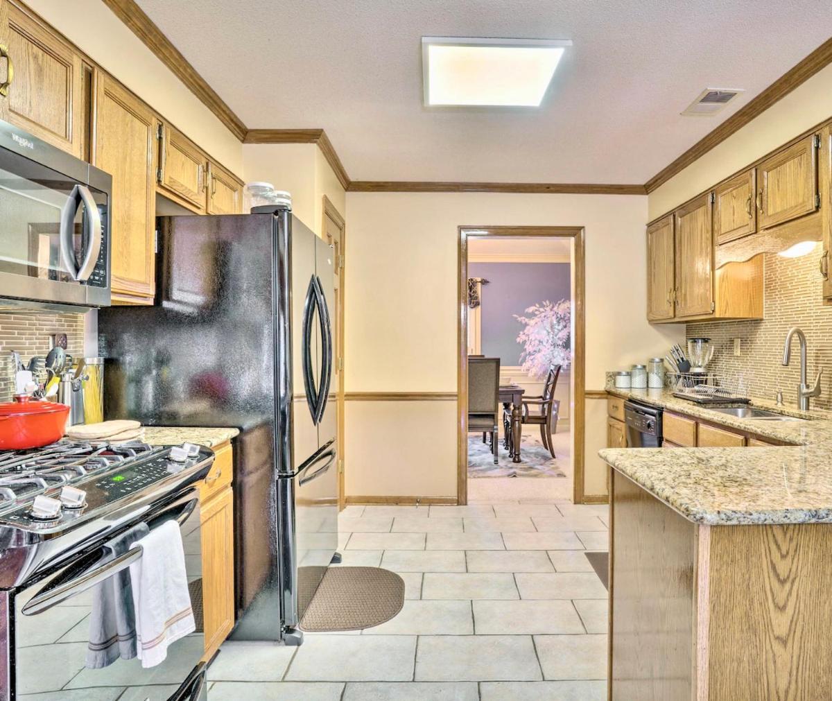 Comfortable and Pleasant 4 Bedroom Home - Housity