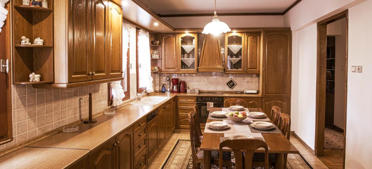 Georgia's GuestHouse - Housity
