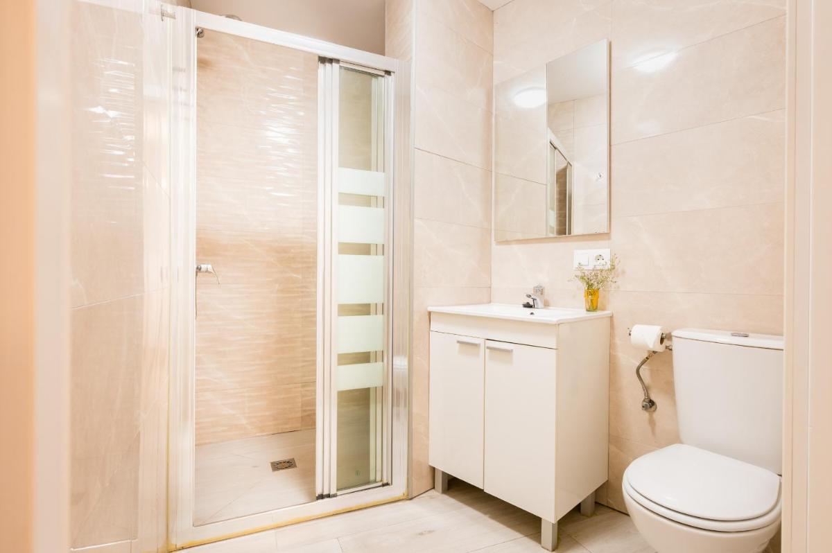 Anfitrión Sevilla 2 - Housity