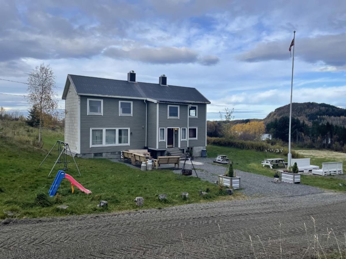 Leite Gård near Atlantic Road in Hustadvika - Housity