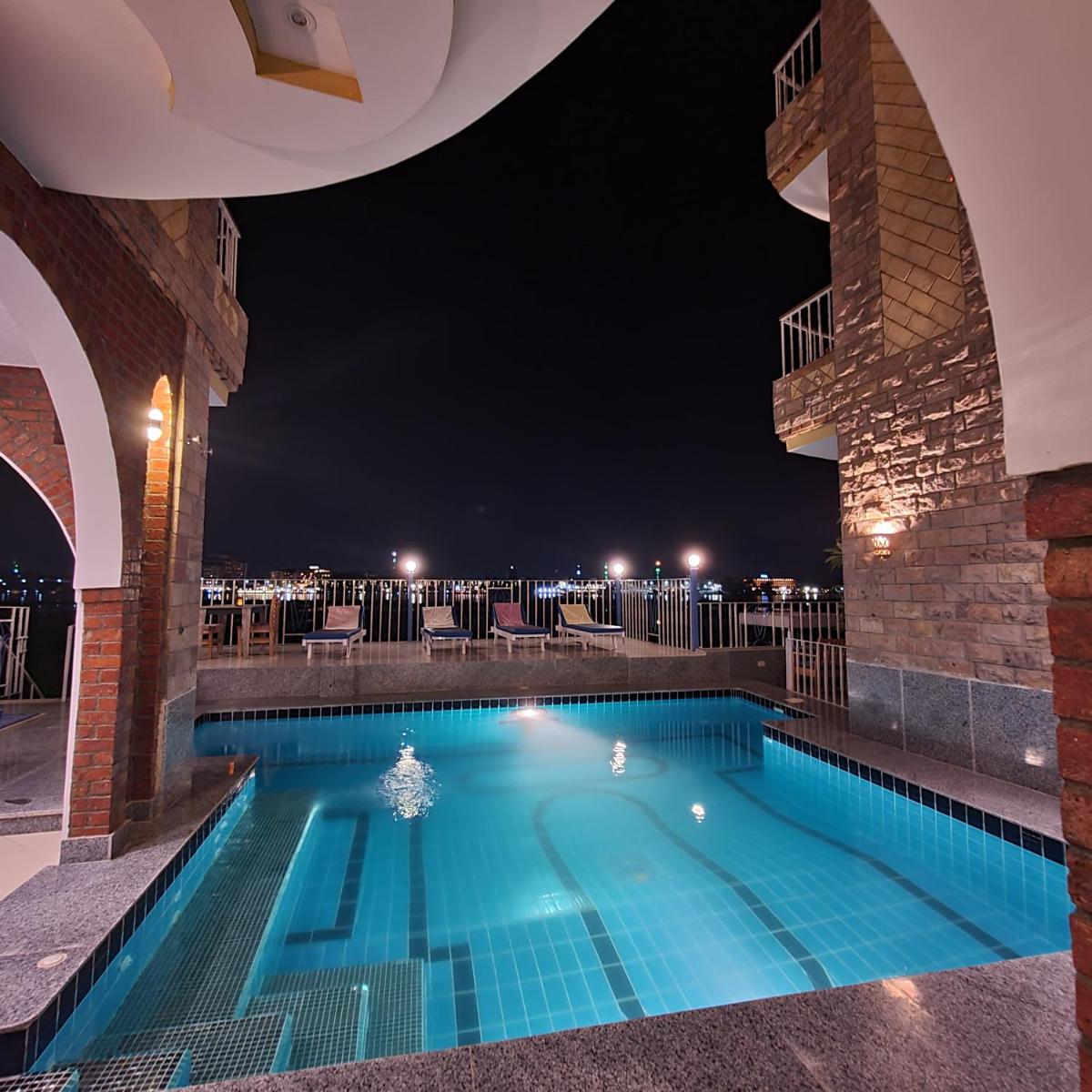 Blue Nile House - Housity