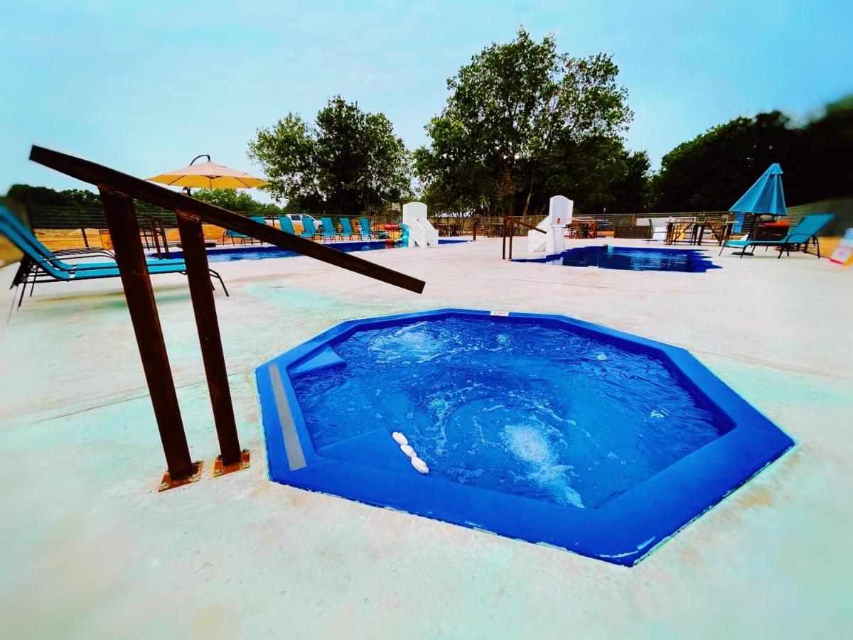 Son's Geronimo #15 Getaway from it all & relax in Nature! - Housity