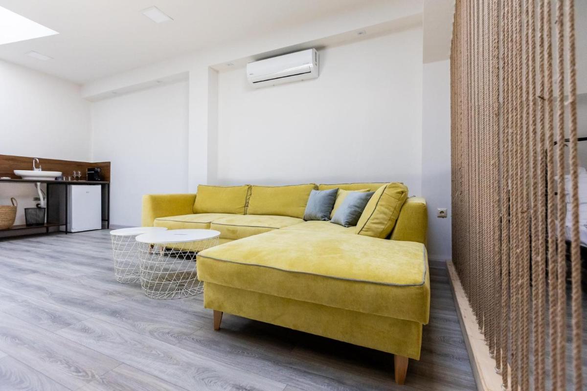 Saffron Guest House - Housity