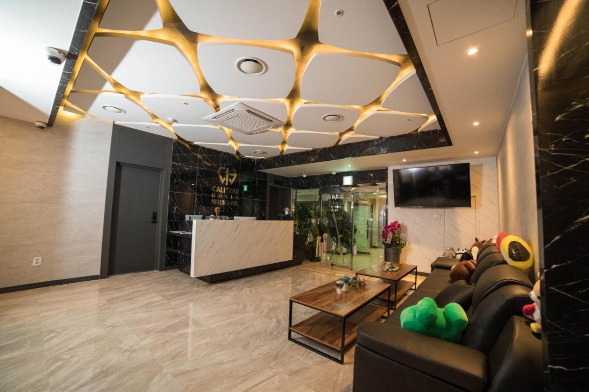 Calistar Hotel - Housity