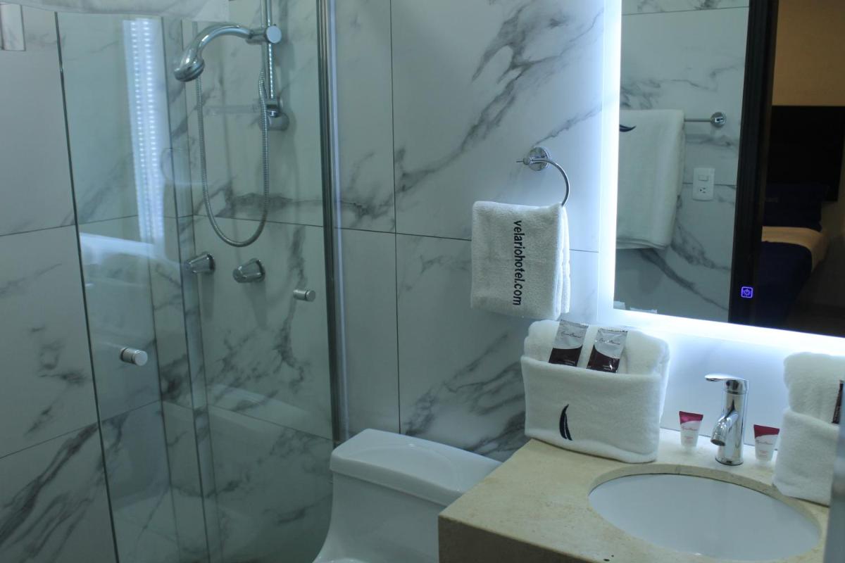 Hotel Velario - Housity
