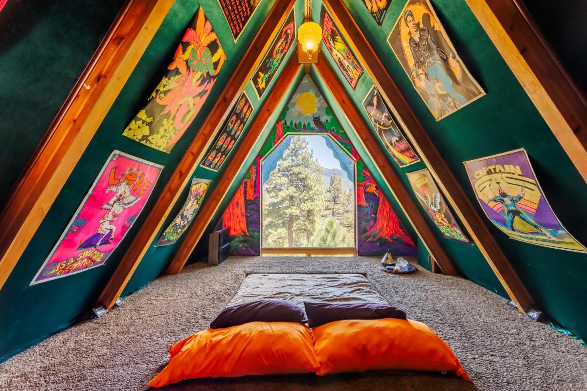 Hicksville Pines Chalets & Motel - Housity