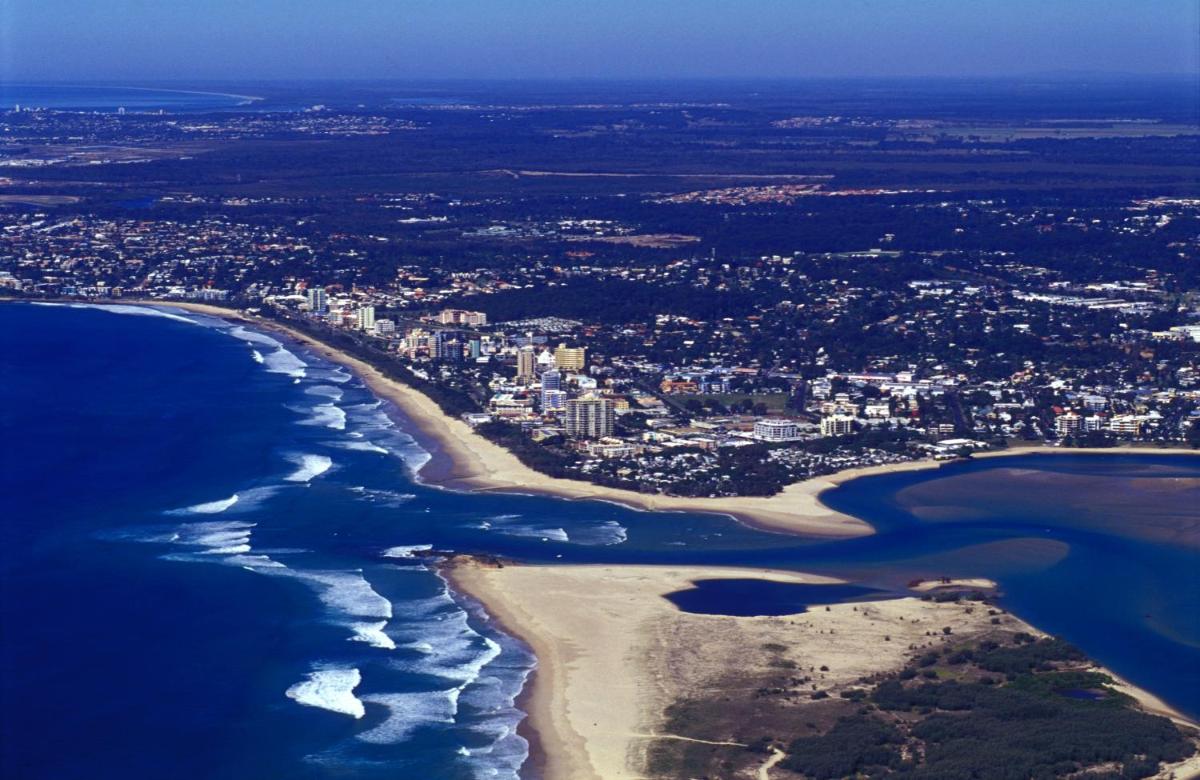 COASTAL ESCAPE@ The Cosmopolitan Unit 20806 - Housity